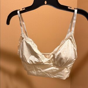 Abercrombie & Fitch Cream Lace Bralette